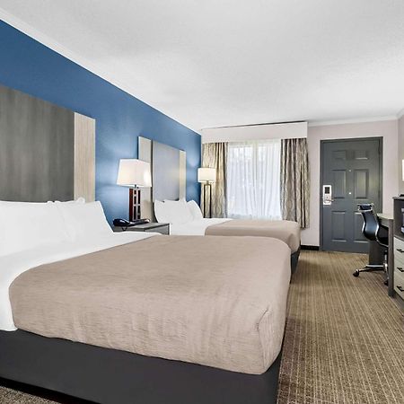 Quality Inn & Suites Florence Civic Center Esterno foto