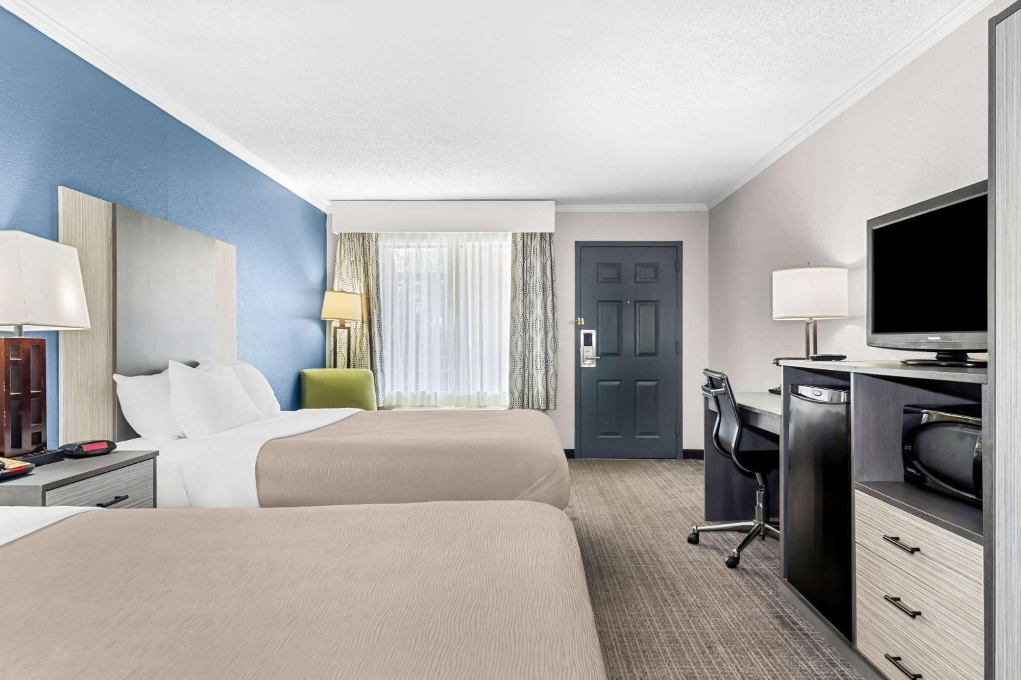 Quality Inn & Suites Florence Civic Center Esterno foto