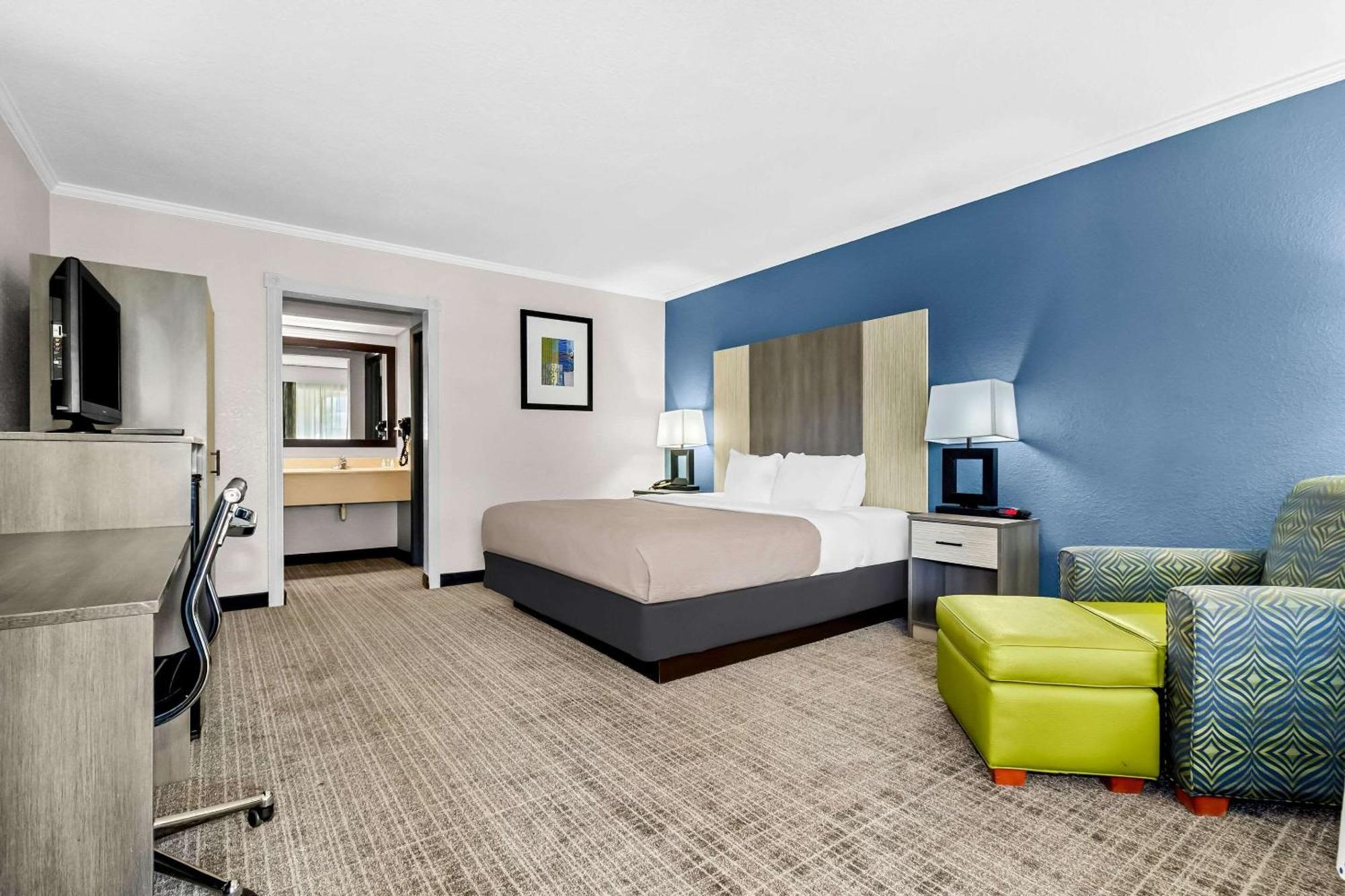 Quality Inn & Suites Florence Civic Center Esterno foto