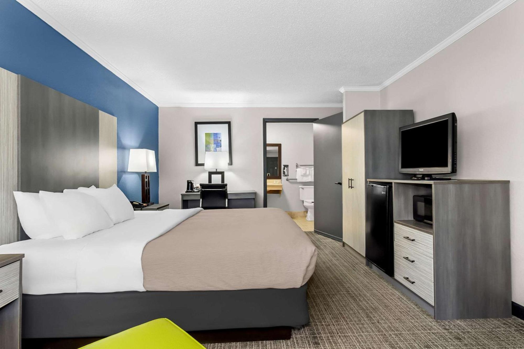 Quality Inn & Suites Florence Civic Center Esterno foto