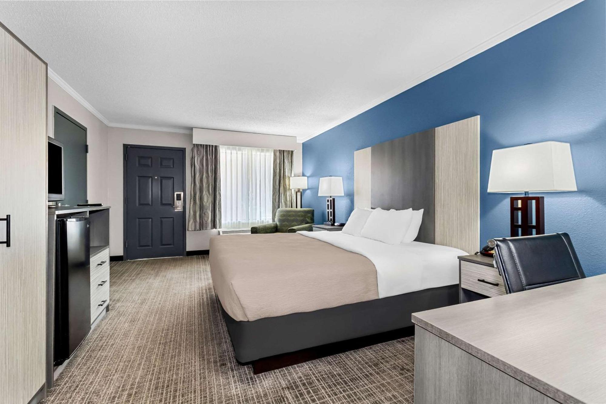 Quality Inn & Suites Florence Civic Center Esterno foto