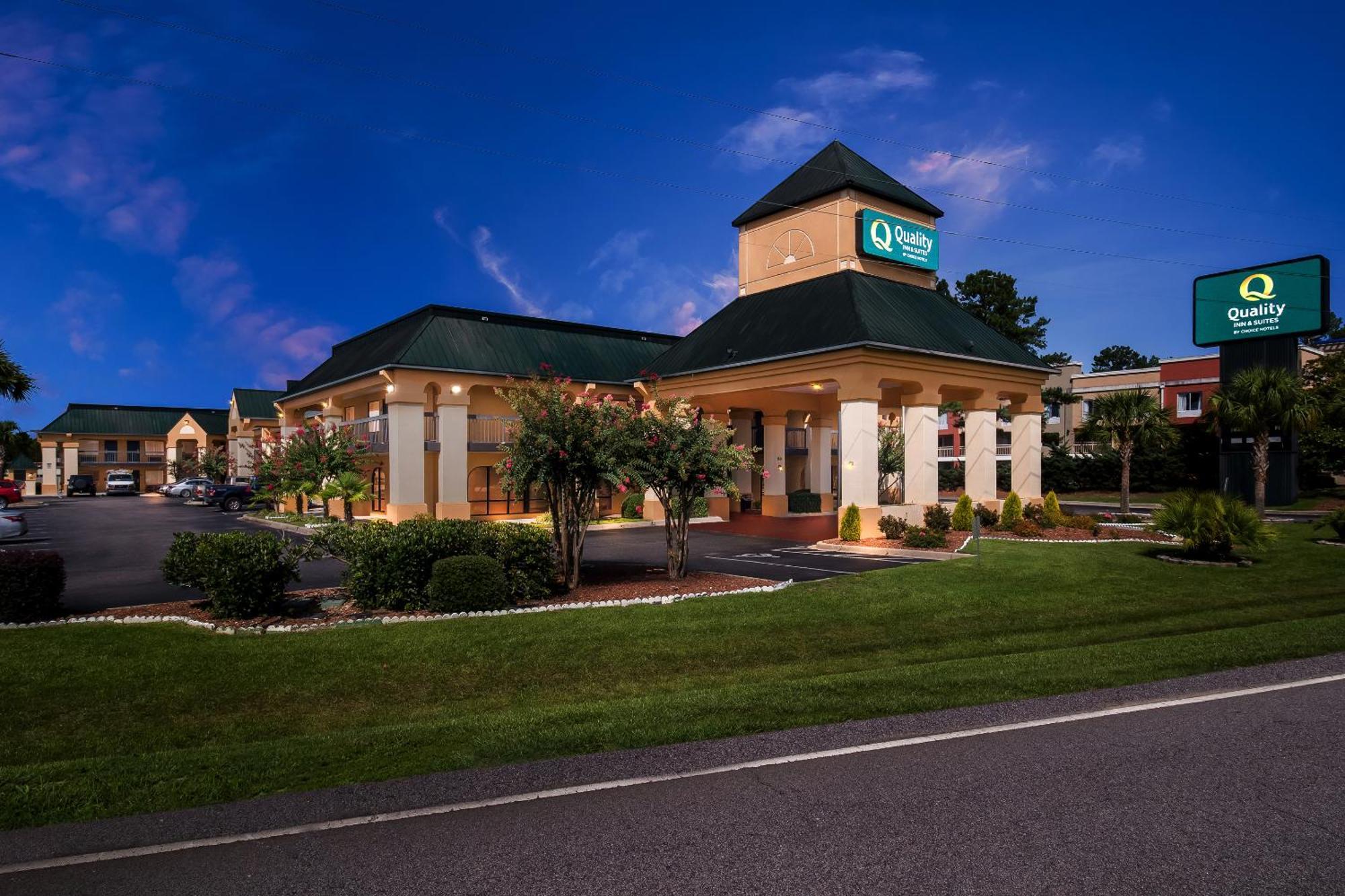 Quality Inn & Suites Florence Civic Center Esterno foto