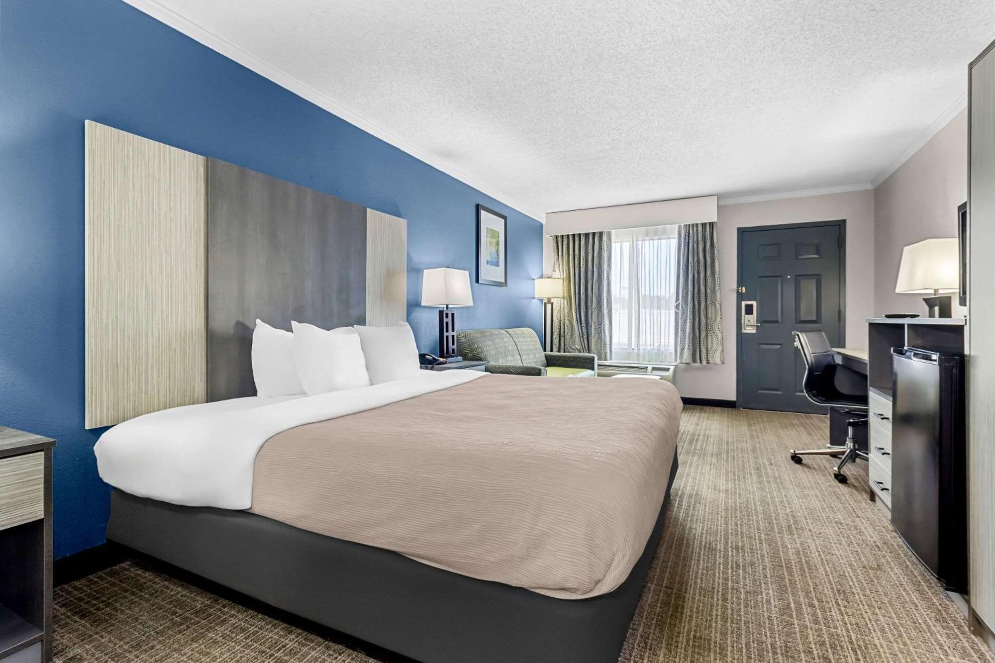 Quality Inn & Suites Florence Civic Center Esterno foto