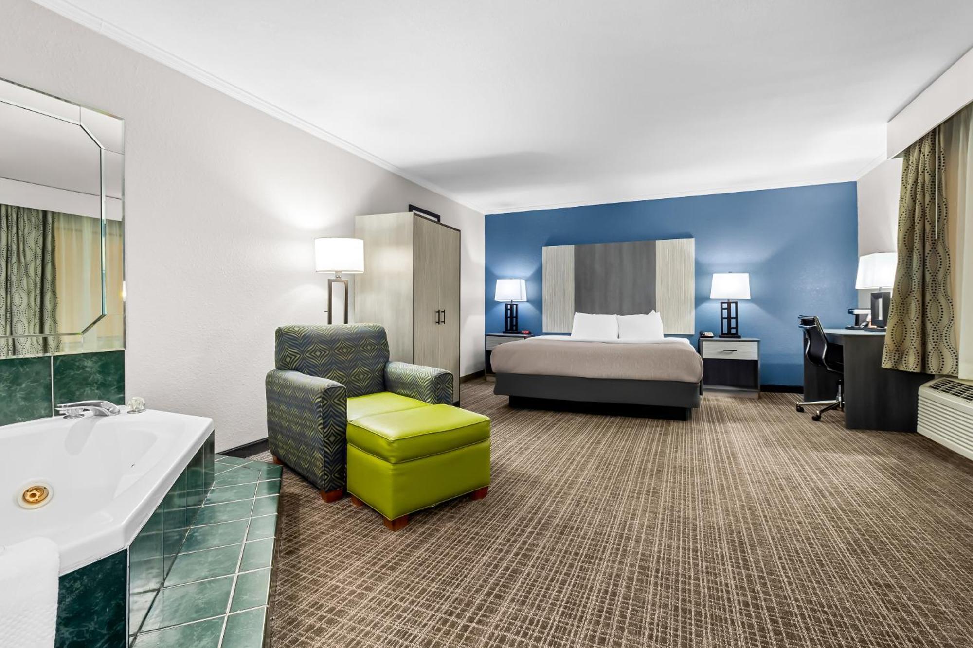 Quality Inn & Suites Florence Civic Center Esterno foto