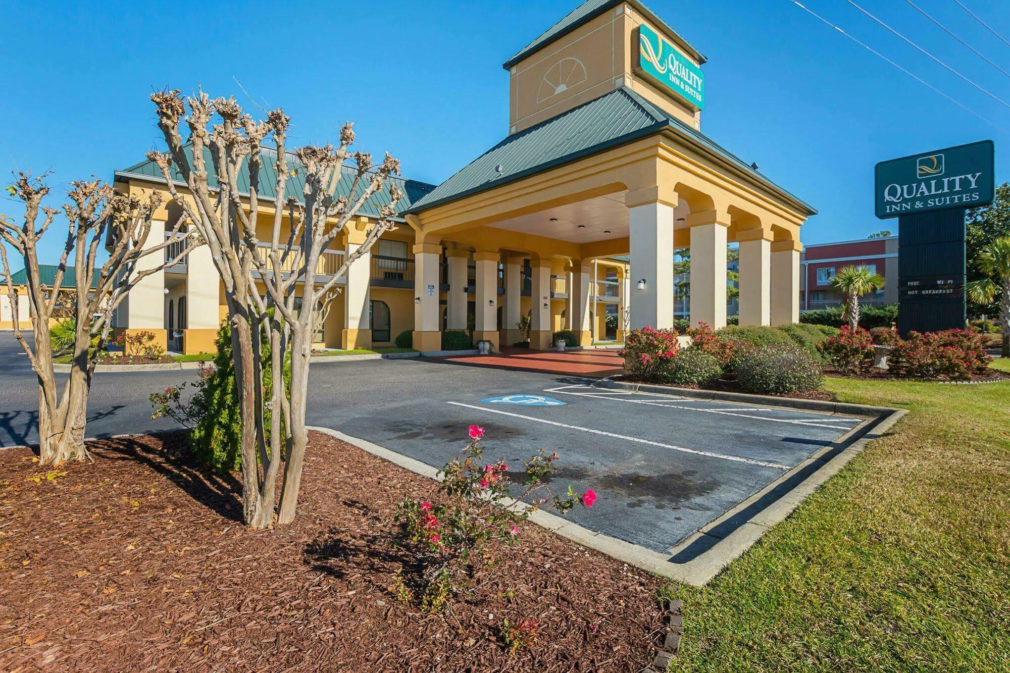 Quality Inn & Suites Florence Civic Center Esterno foto