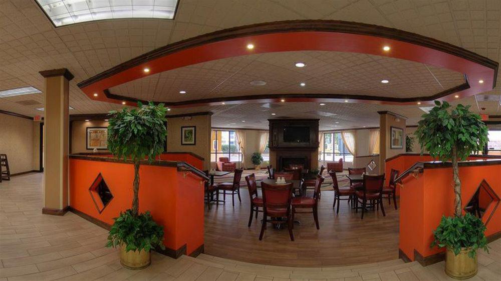 Quality Inn & Suites Florence Civic Center Esterno foto